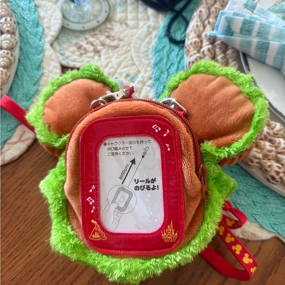 Limited edition Disney purse from Disney Shanghai. - Picture 3 of 4